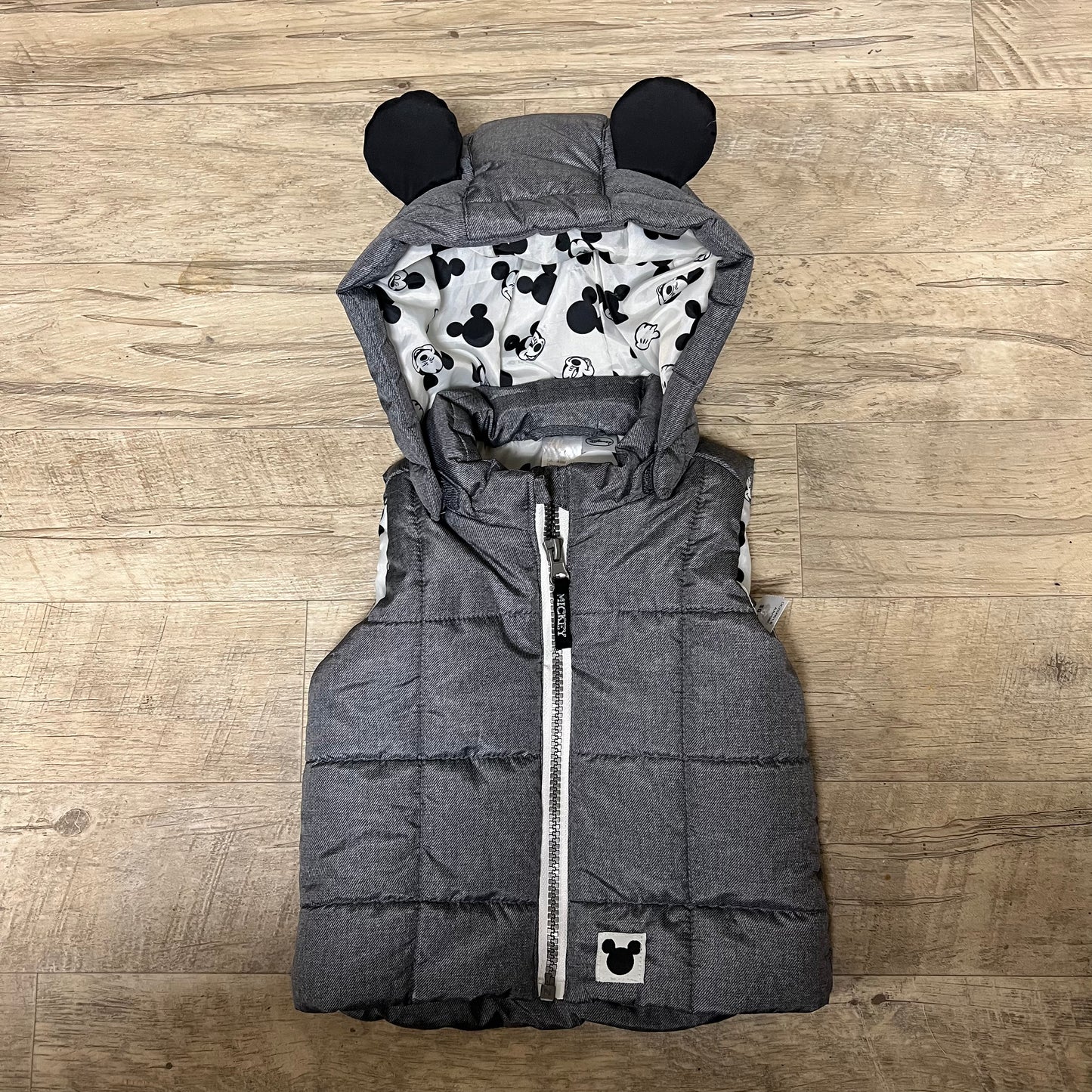 4-6M - H&M (DISNEY) - HOODED VEST